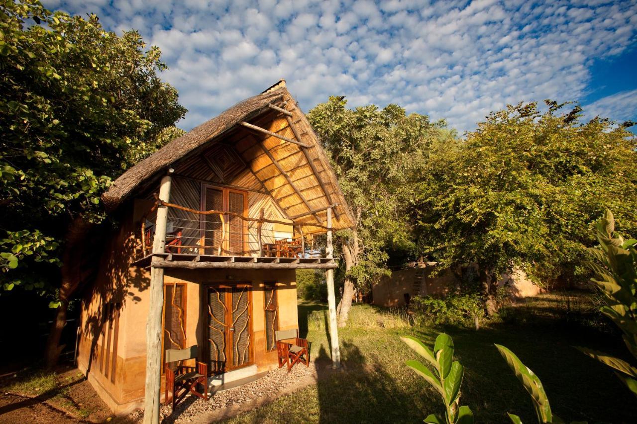 Track And Trail River Camp Kakumbi Dış mekan fotoğraf